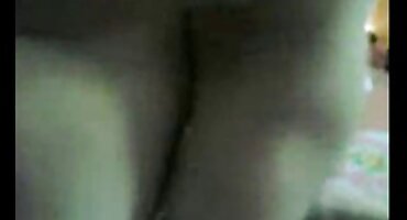 sex vietsup ko che Chết tiệt trong clip quay len một chiếc váy.