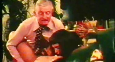 clip hot xxx Al Kent sia kent được fucked bởi một chàng trai da đen nam nhi trong ass cho một cơ hội để liếm âm hộ mịn phim ses màng của cô.